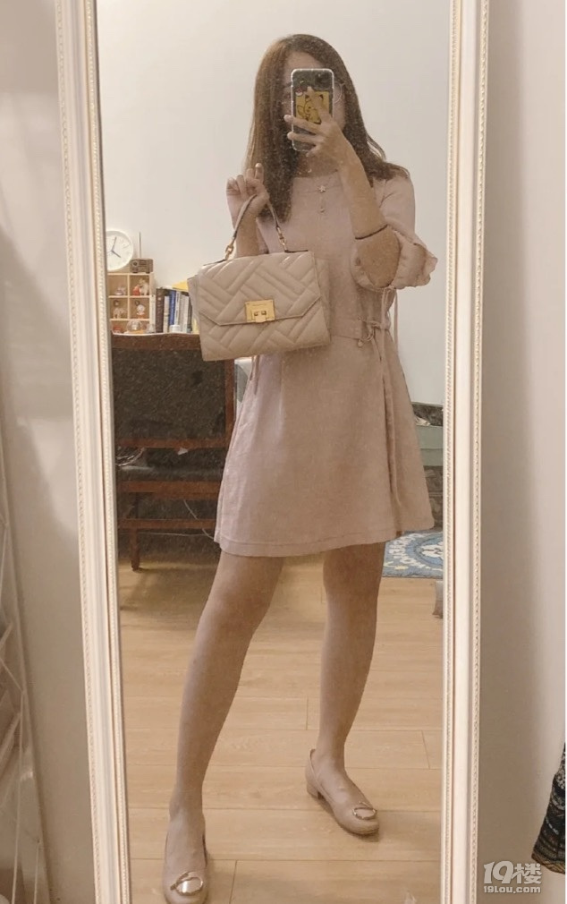 分享我的上班穿搭，梨型身材裙子是最愛！