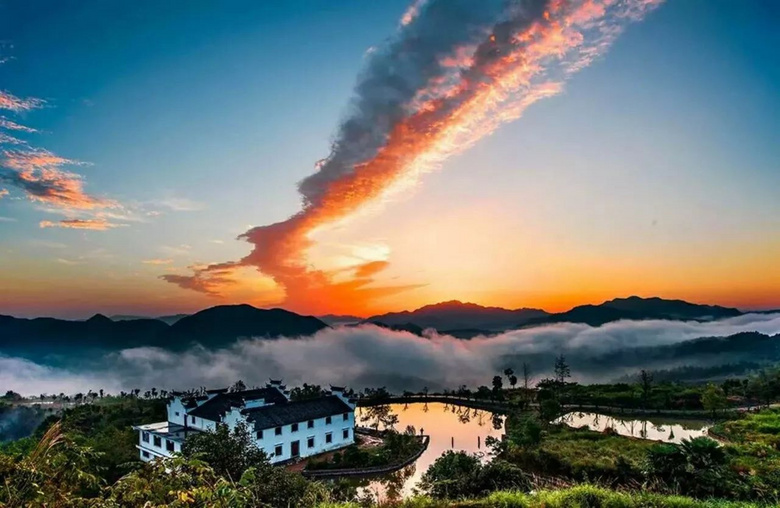 這個(gè)漂浮在云端的古村落，美到逆天卻鮮有人知！