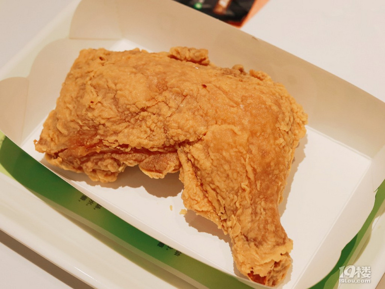 水個(gè)大雞腿吧我永遠(yuǎn)喜歡德克士手槍腿！手槍