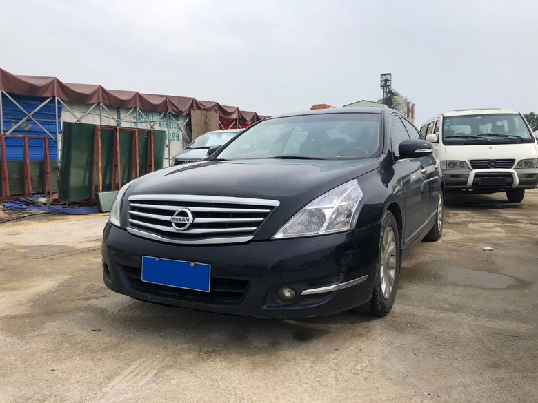 3萬塊“撿漏”一輛大天籟，可車到手我就傻了眼