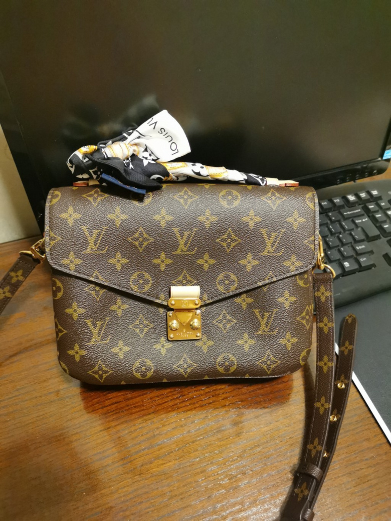 Lv]