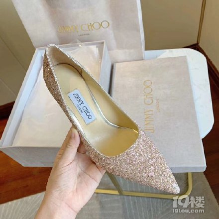 ҪfʮĻЬôJimmy Choo