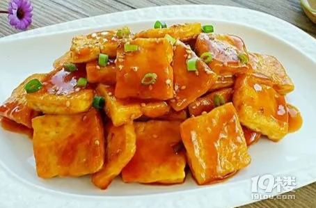 比糖醋里脊還過癮！豆腐這么做3步搞定，5分鐘燒出五星級味道