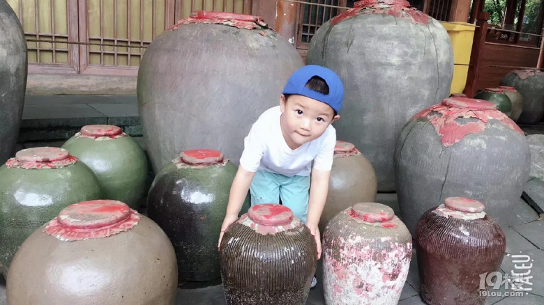 用文字和圖片回憶兒子上幼兒園前走過(guò)的風(fēng)景