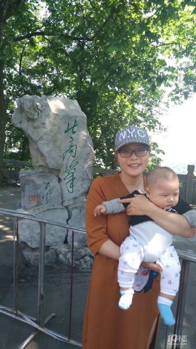 用文字和圖片回憶兒子上幼兒園前走過(guò)的風(fēng)景