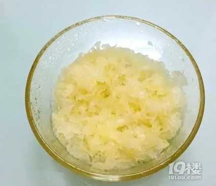 秋后干燥缺水多喝這碗湯，價格不貴好處多，清甜順滑又解饞
