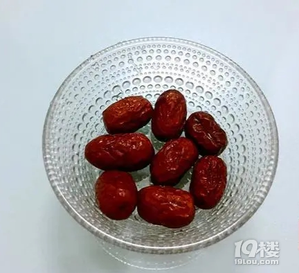 秋后干燥缺水多喝這碗湯，價格不貴好處多，清甜順滑又解饞