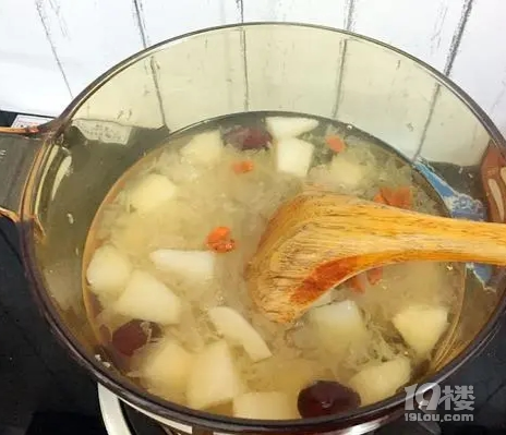 秋后干燥缺水多喝這碗湯，價格不貴好處多，清甜順滑又解饞