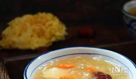 秋后干燥缺水多喝這碗湯，價格不貴好處多，清甜順滑又解饞