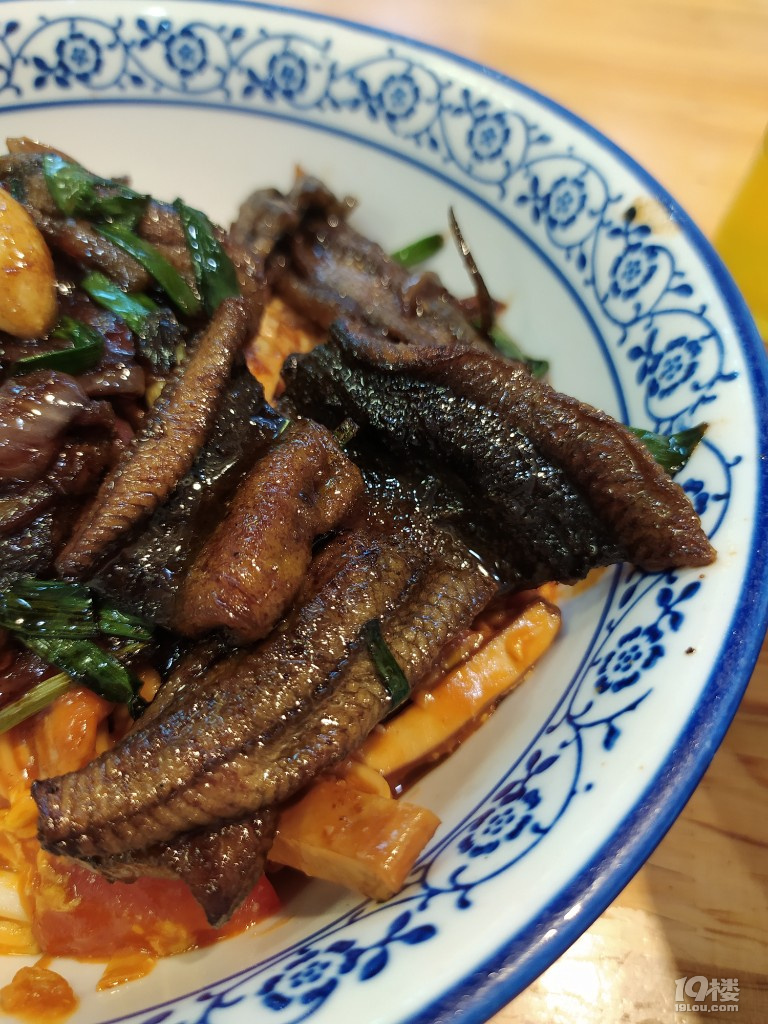小e美食探店‖排隊一小時也要吃到的面