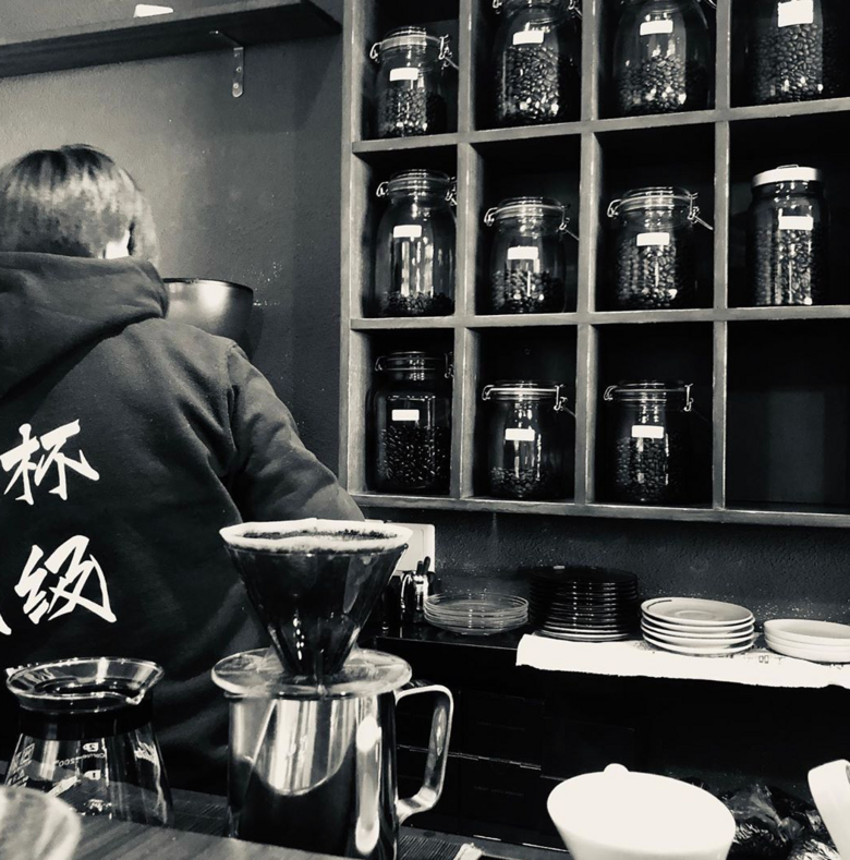 我想在上海，做個(gè)咖啡精