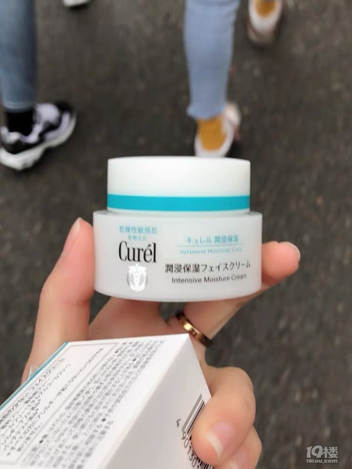 誰說的珂潤是性價比之王？我看這幾款比它好用