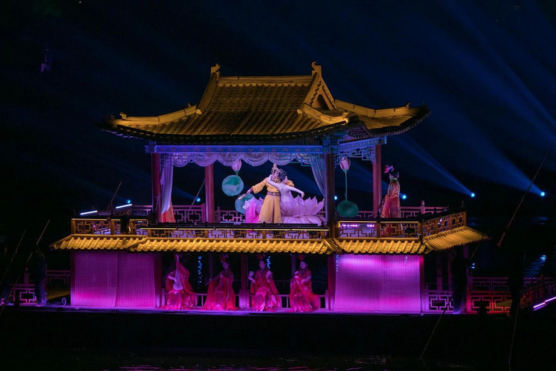 48小時(shí)夢回宋朝，看百場競演，賞名菊斗艷...是誰，搶了我家