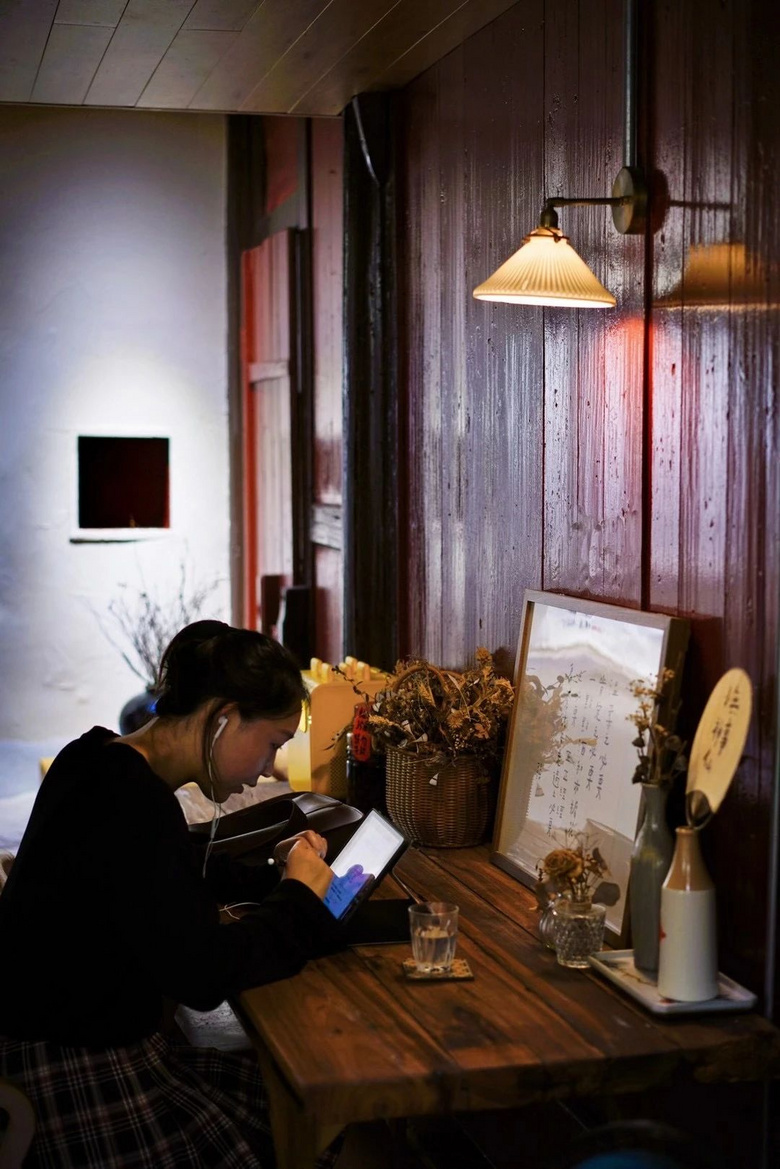 全國(guó)咖啡館密度最高的城市，居然不是北上廣深？