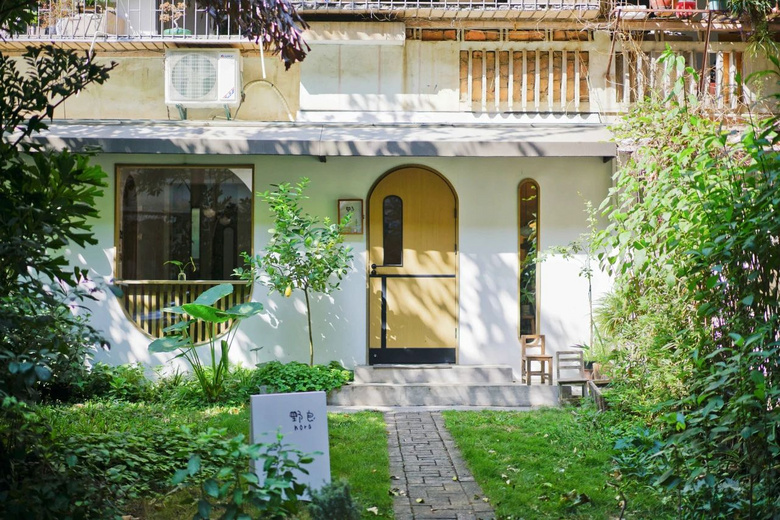 全國(guó)咖啡館密度最高的城市，居然不是北上廣深？