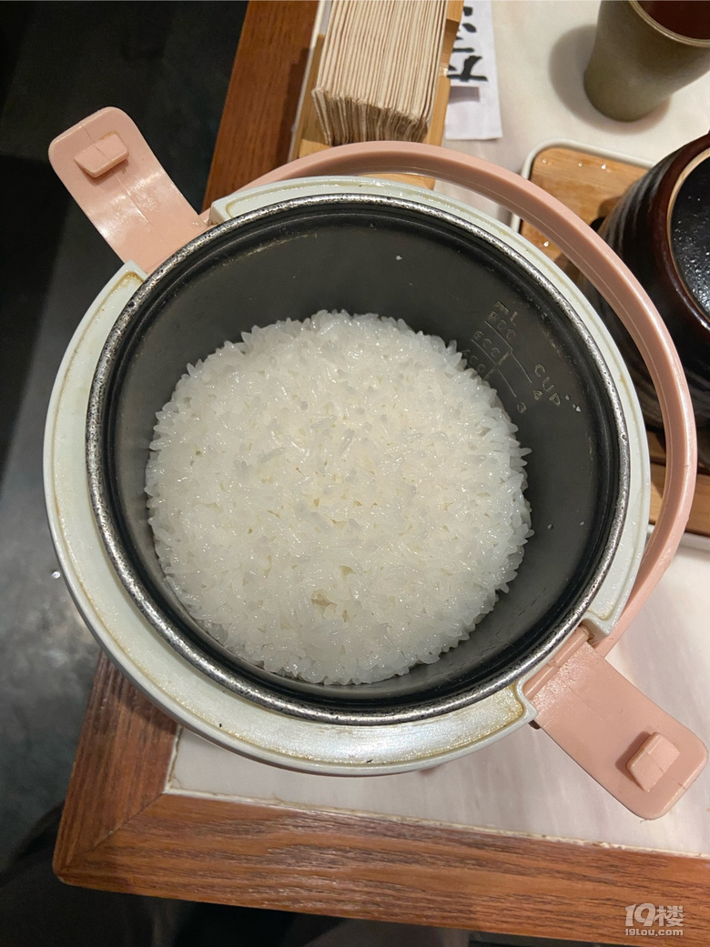 要吃臭鱖魚(yú)的可以選大魚(yú)徽州