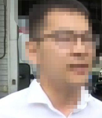 女子將自己的豪車送去貼膜，卻看到發(fā)動(dòng)機(jī)被拆下，4S店：正常步驟