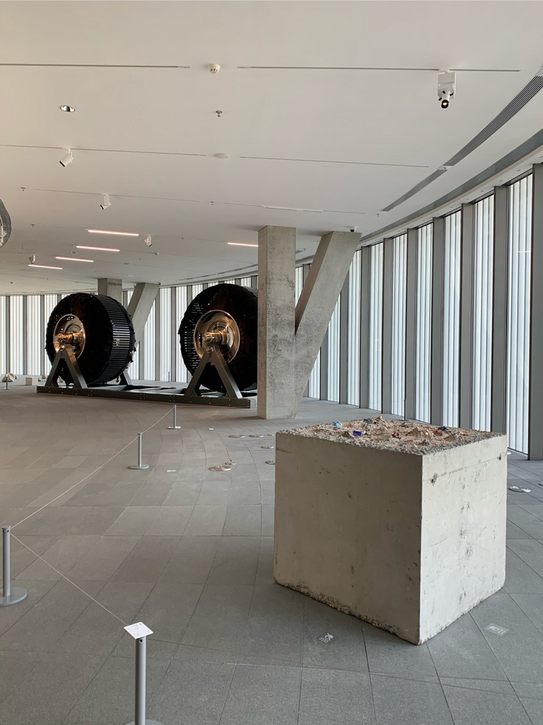借著看展之名，去了壁紙中的海島