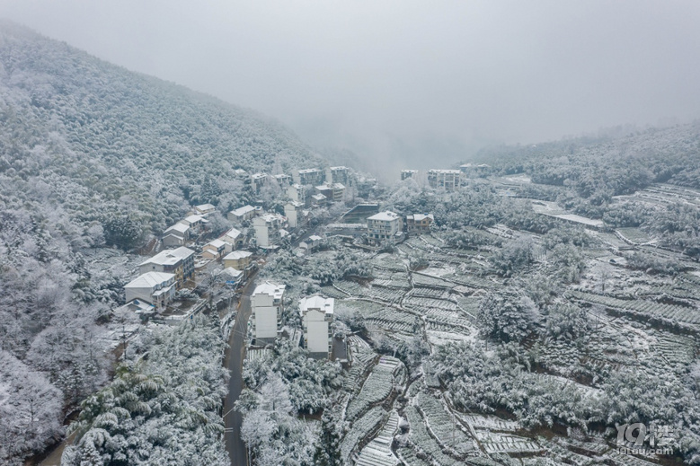 安吉天荒坪下雪了