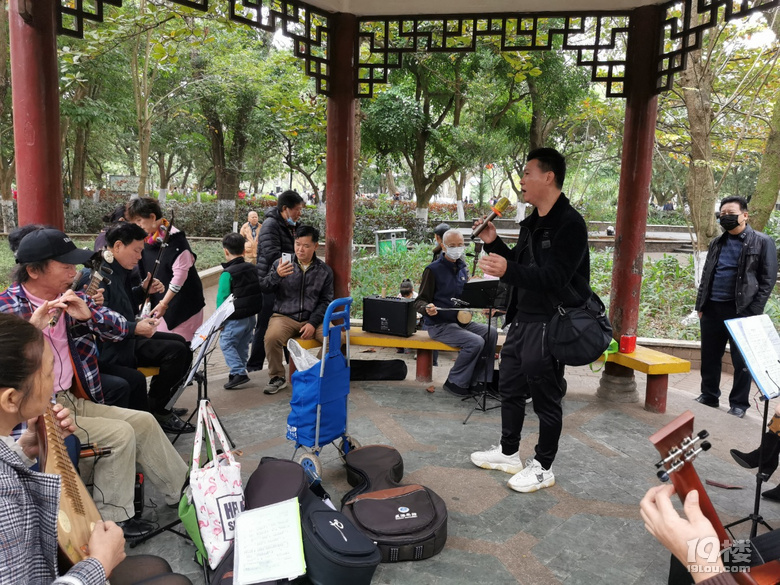打卡海口人民公園