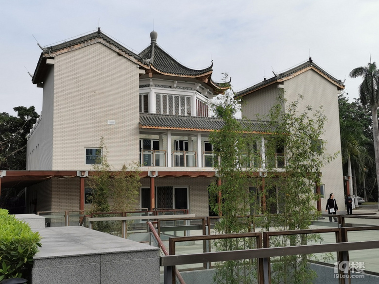 打卡海口人民公園
