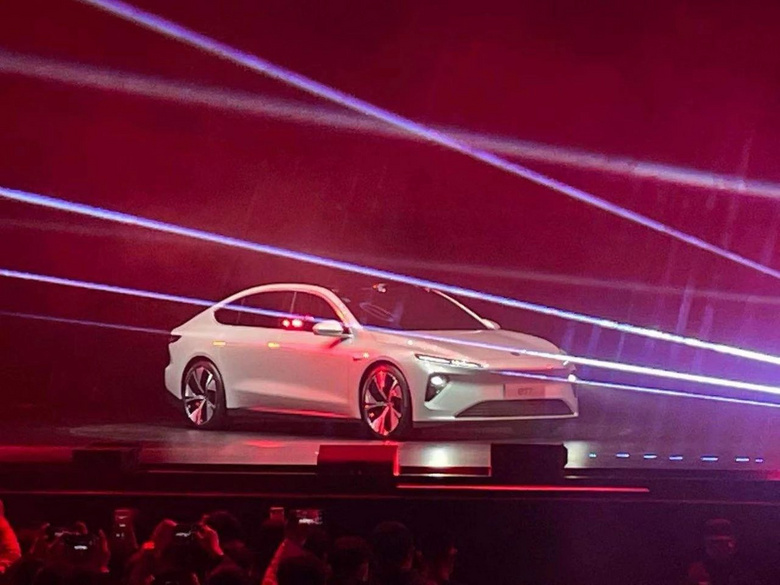五十萬的國產(chǎn)車，竟然叫囂頂級豪華陣營？