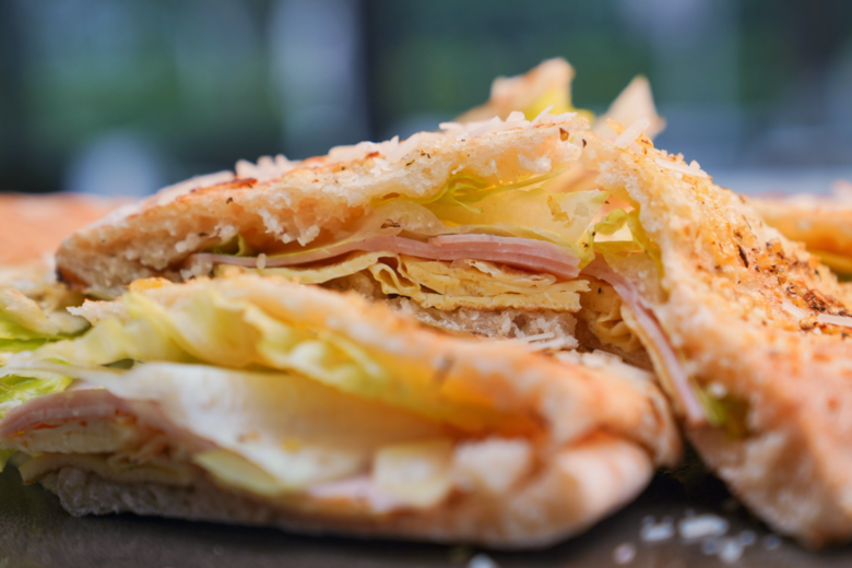 去上海吃了無數(shù)次的鰻魚飯，杭州終于也有啦！
