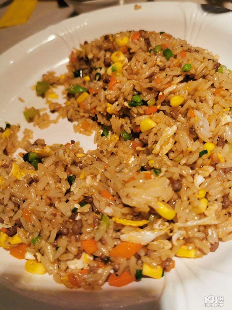 美食探店--螃友私廚鮮牛肉火鍋