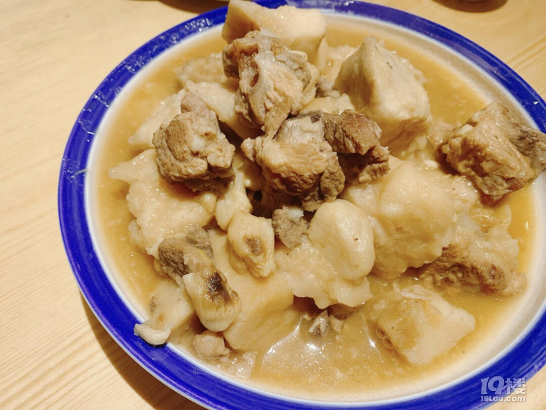 老胡同里烤年糕超治愈的私房菜