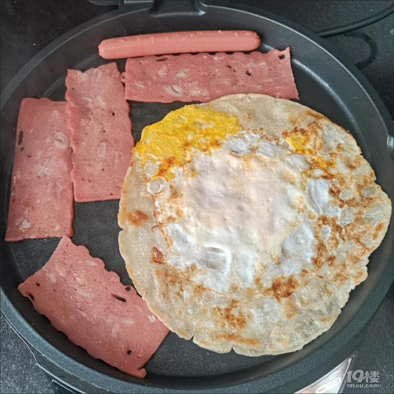 Ļ
