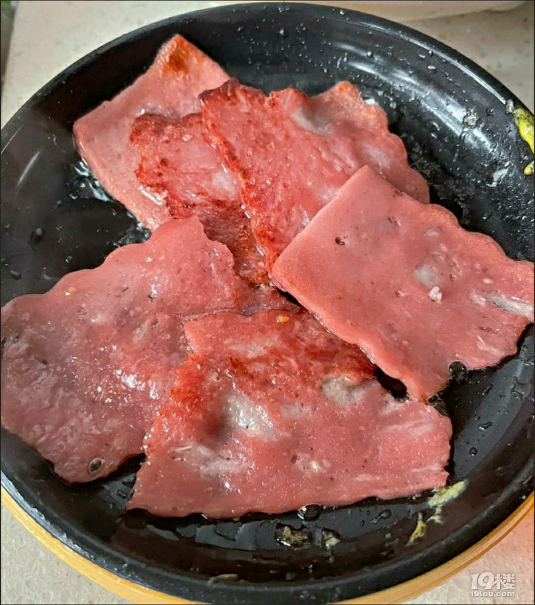Ļ