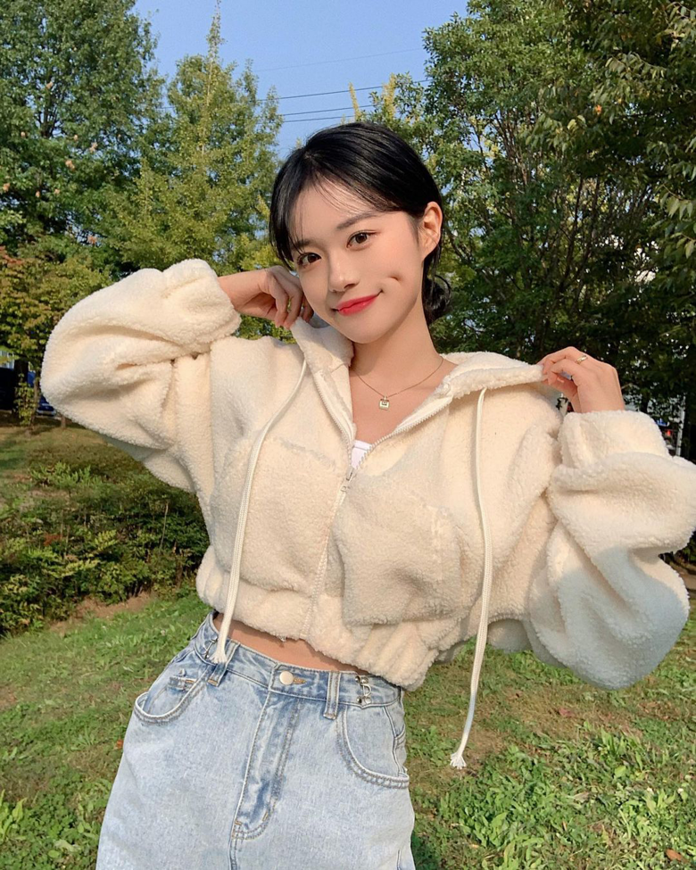 別再穿一身黑了！今春這樣穿才真的美到炸�。�！