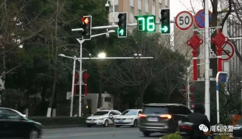 新版“紅綠燈”要啟用？車主哭了，一不小心，6分沒了！