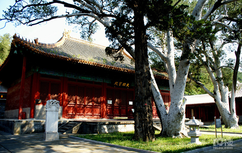 景山公园在哪里-景山公园门票-北京市景山公园旅游攻略