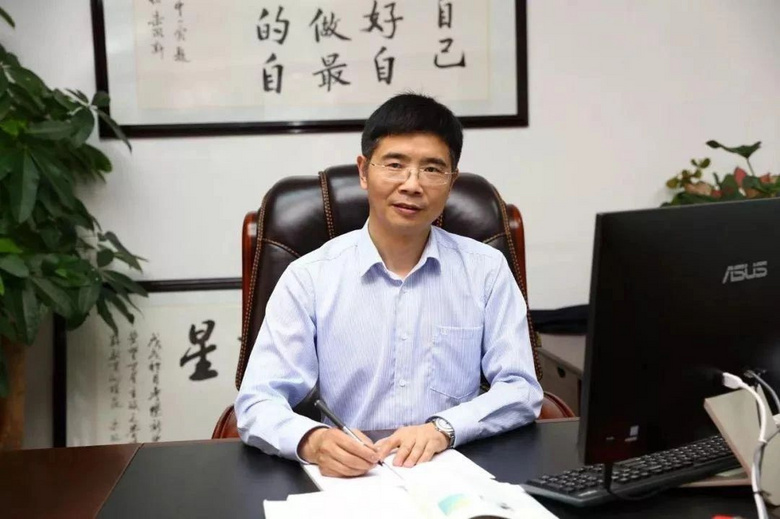 “減少陪作業(yè)”不等于“減少陪孩子”！作業(yè)到底怎么管？