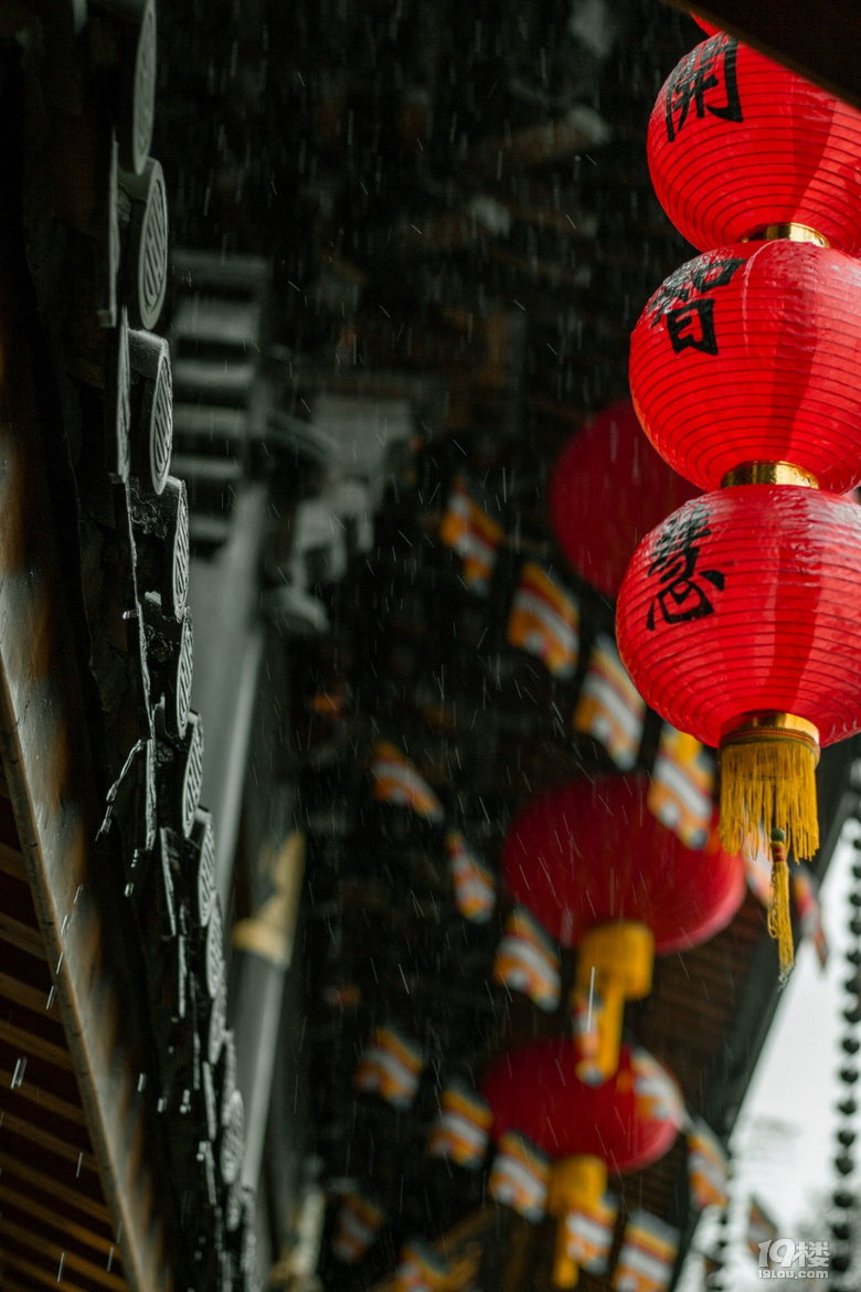 【周末去哪兒】在屋檐下邂逅杭州，雨天也可以到處走走