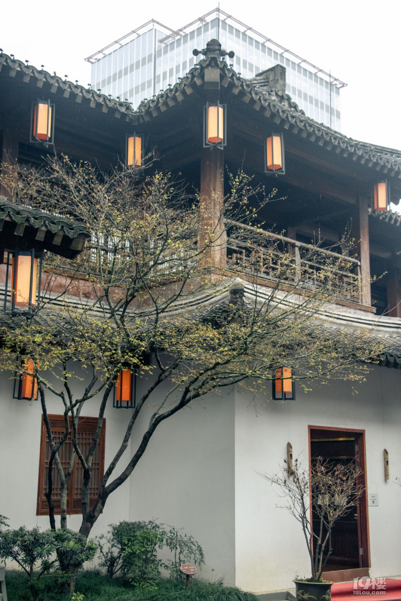 【周末去哪兒】在屋檐下邂逅杭州，雨天也可以到處走走