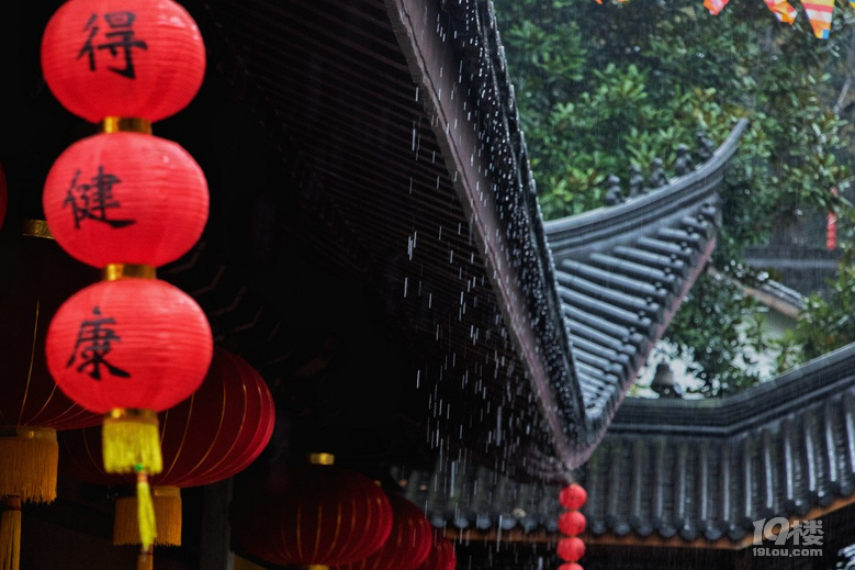【周末去哪兒】在屋檐下邂逅杭州，雨天也可以到處走走