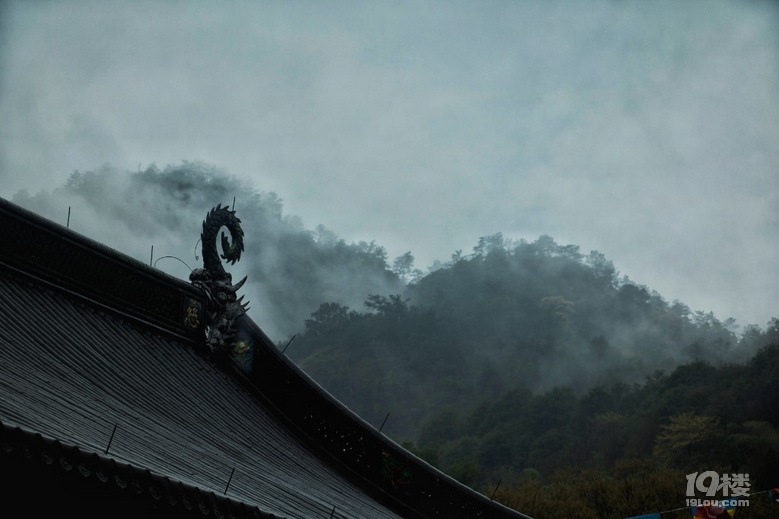 【周末去哪兒】在屋檐下邂逅杭州，雨天也可以到處走走