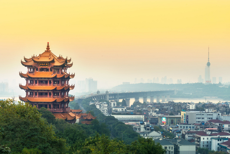 去年的諾言履行了嗎？武漢在等你哦