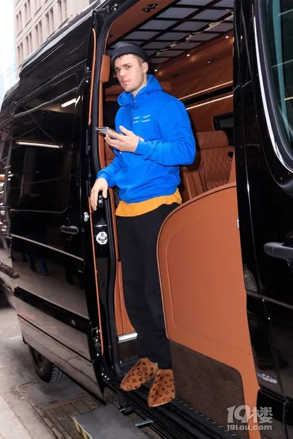 Pc(din)Justin Bieber СZ˹͡12 Ѵ`С