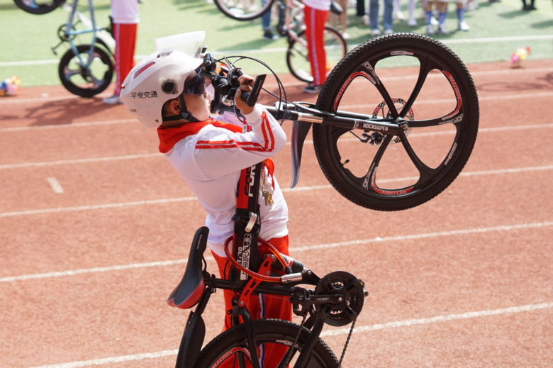 X(ju)ȫݵСW(xu)_(ki)\(yn)(dng)(hu) w(jng)(li)ğѪcЄ(dng)