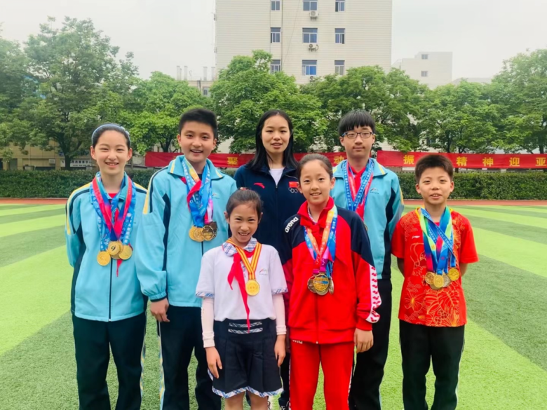 X(ju)ȫݵСW(xu)_(ki)\(yn)(dng)(hu) w(jng)(li)ğѪcЄ(dng)