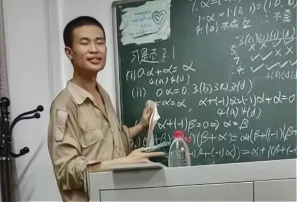 圍觀天才，我們到底在圍觀什么？