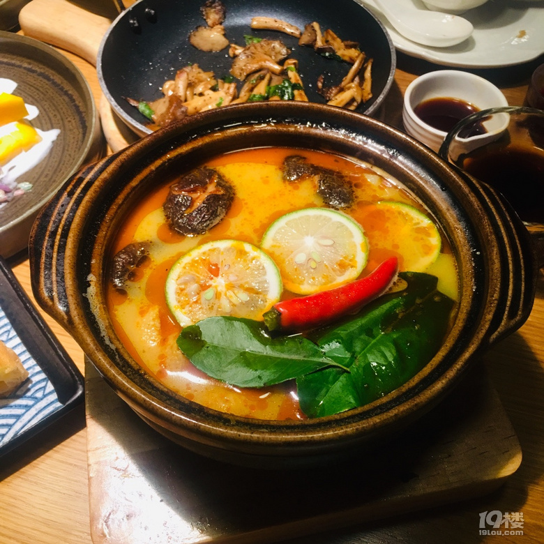 和小姐妹必打卡的網(wǎng)紅素食餐廳，百吃不厭！