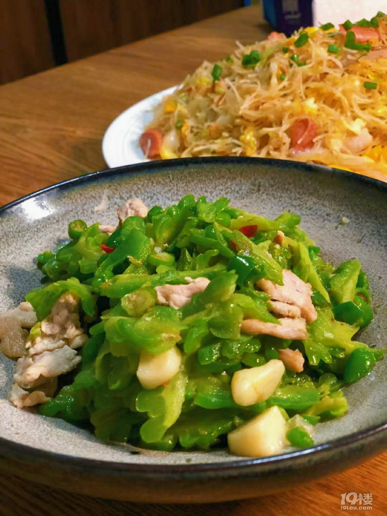 不管什么節(jié)都要燒一桌