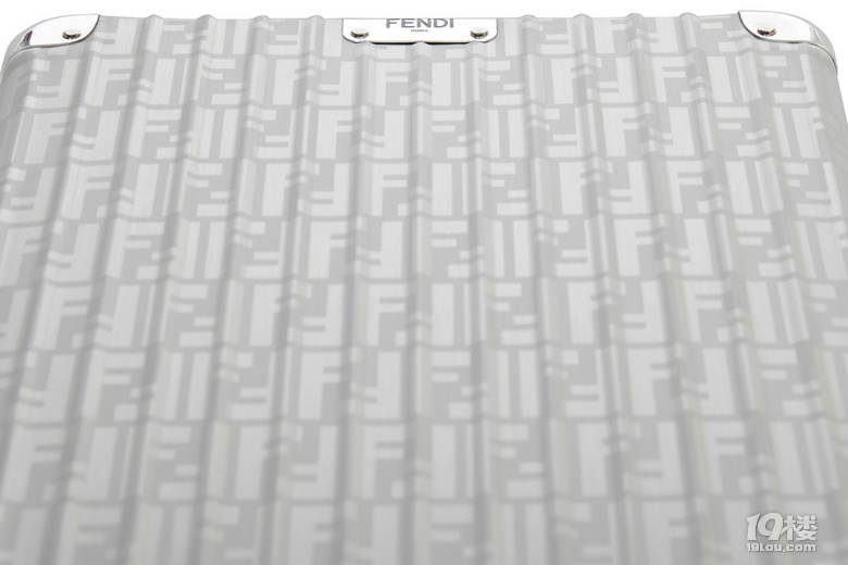 FENDI x RIMOWA (lin)ƳFF Logo 9ʽ