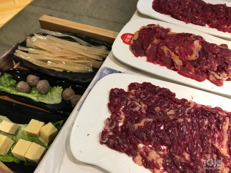 打卡一家牛肉火鍋店，還不錯