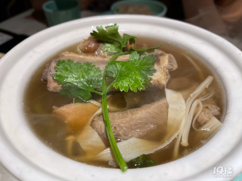 肉骨茶沒有茶葉沒啥叫茶