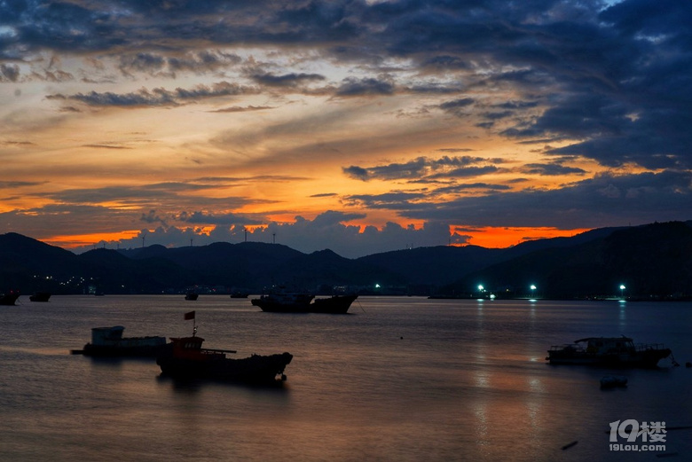 彩霞之島～玉環(huán)
